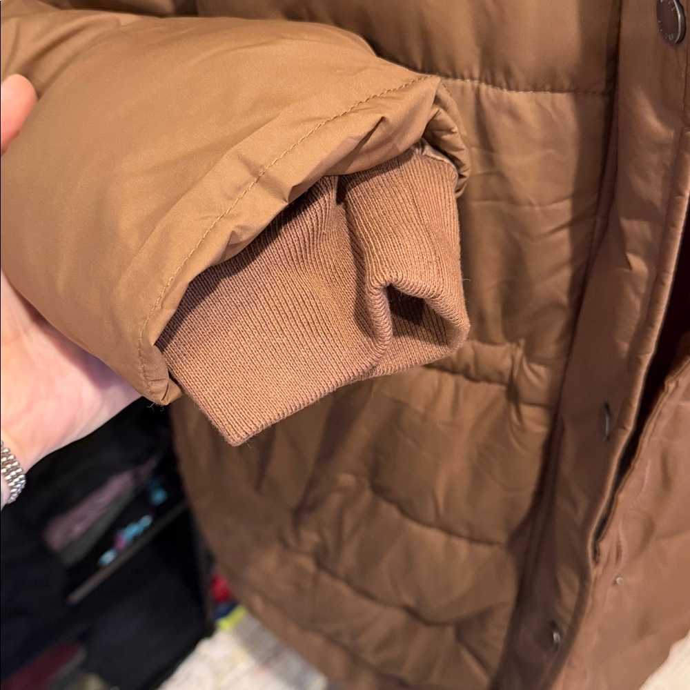#20. Hollister Long Tan Puffer Coat with Fur Trim. Xxl - Picture 3 of 15